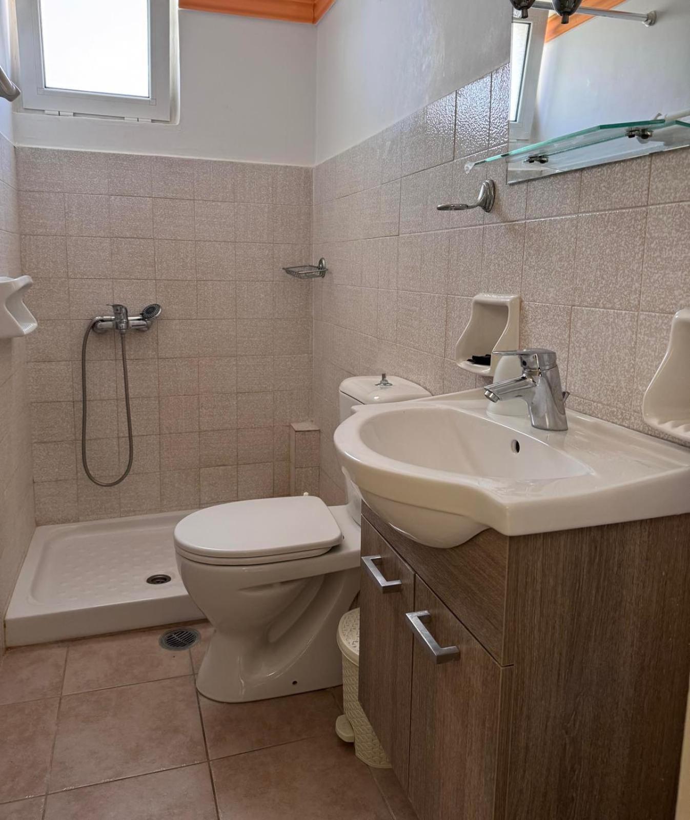 Poros Town Matrona Apartments מראה חיצוני תמונה