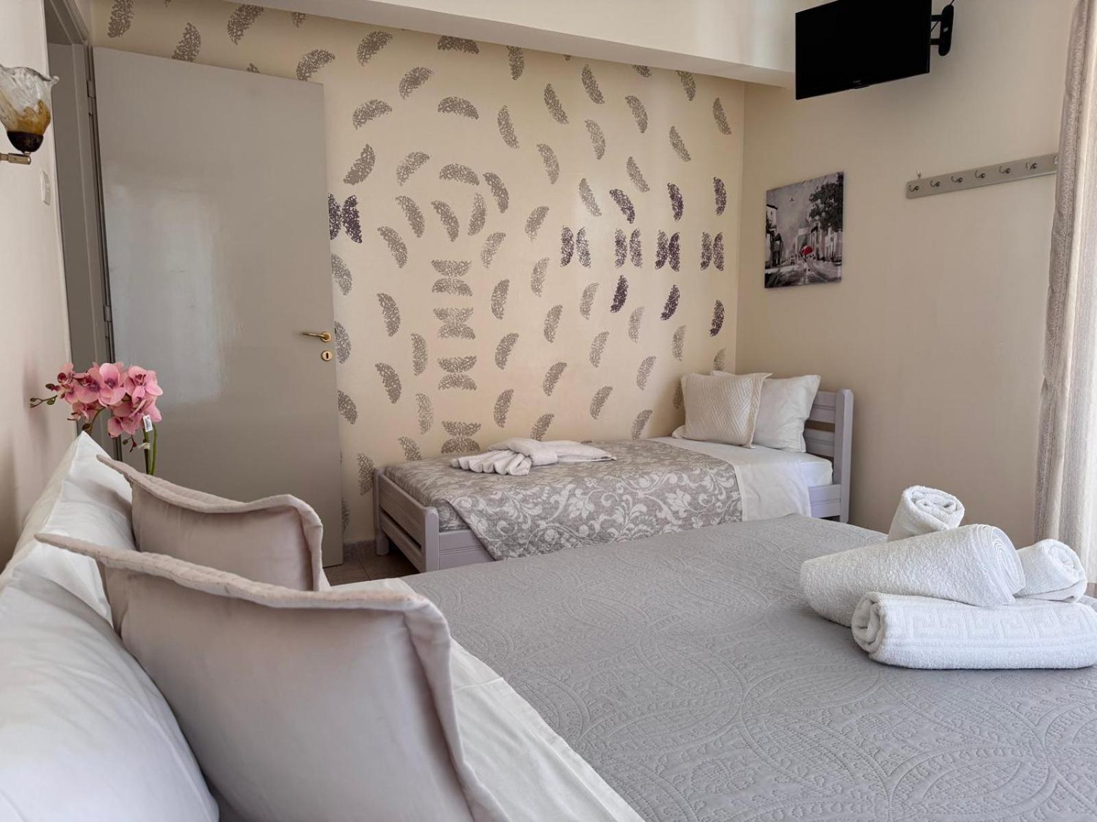 Poros Town Matrona Apartments מראה חיצוני תמונה